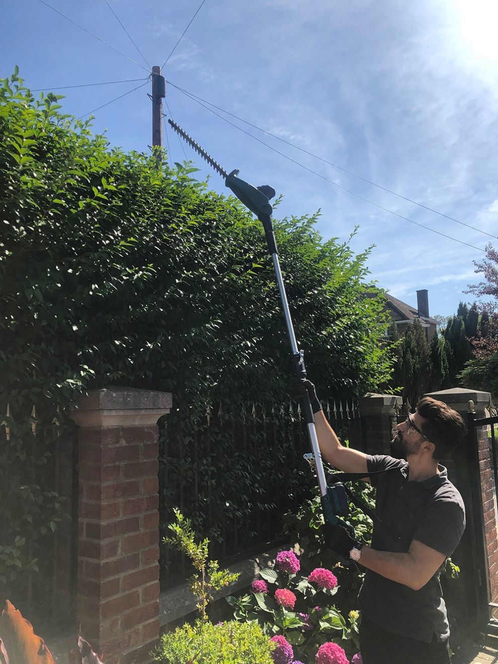 DC20V Max Powerful-Li-ion Battery Cordless/Electric Telescopic/Pole Garden Hedge Trimmer-Power Tools