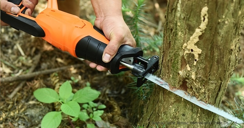 10.8V/12V Powerful Lithium Battery Cordless Reciprocating Saw