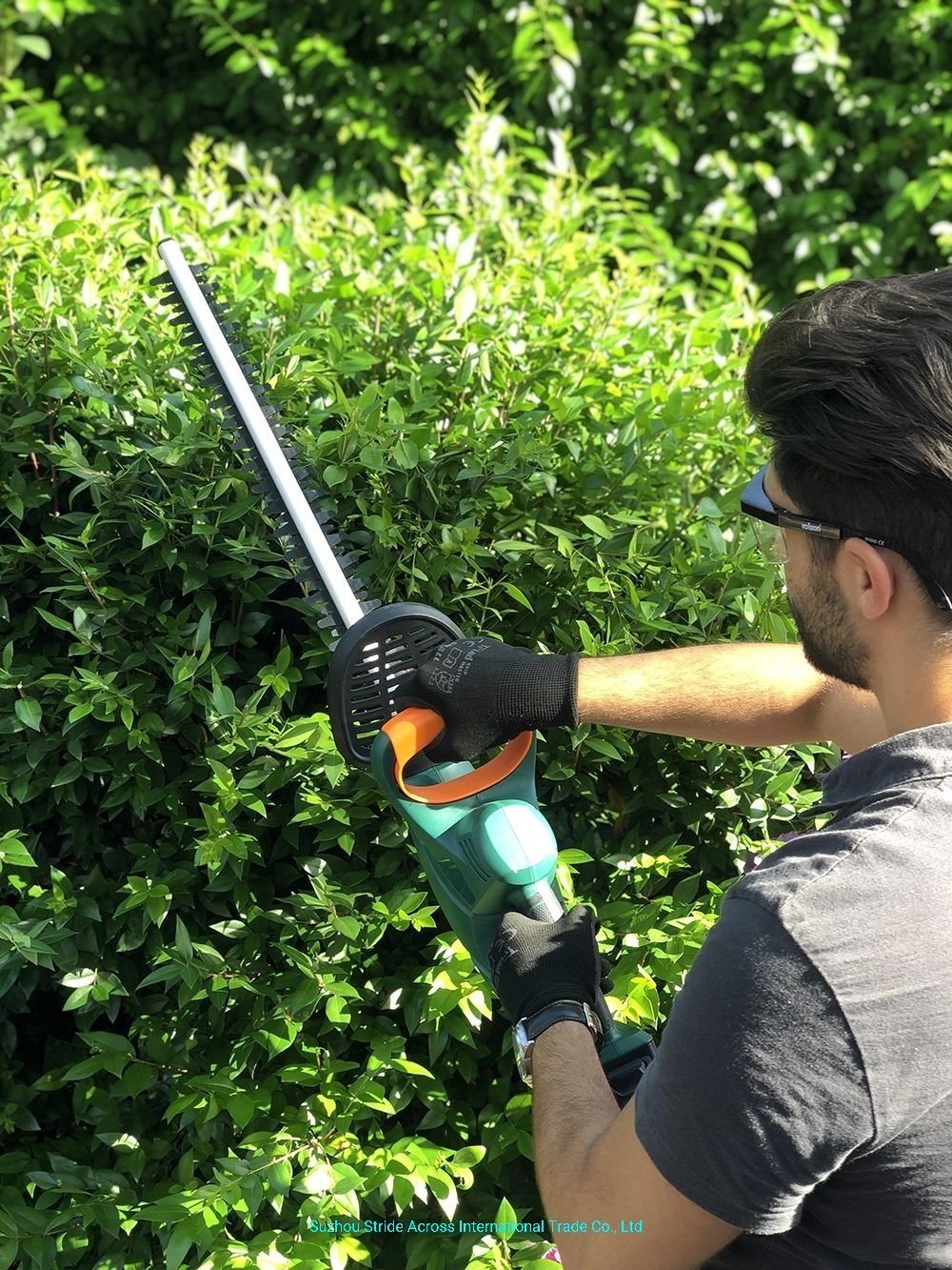 10.8V/12V Lithium Battery Cordless Hedge Trimmer